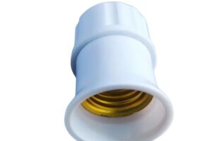 Đuôi đèn treo E27 trắng dùng cho bóng đèn dân dụng và hệ thống chiếu sáng gia đình.