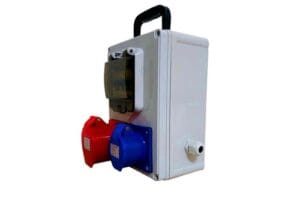 Hộp Điện Công Nghiệp 1 Pha 3 Pha Có Nhỏ Xách Tay 3 Hộp điện công nghiệp 1 pha 3 pha có nhỏ xách tay TV-212A-2H an toàn, bền bỉ và tiện lợi cho công trình.