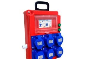 Hộp Nguồn 6 Ổ Cắm Công Nghiệp 1 Pha IP44 3 Hộp nguồn 6 ổ cắm công nghiệp 1 pha IP44 tích hợp áp chống giật an toàn cho công trình và hệ thống điện tạm.
