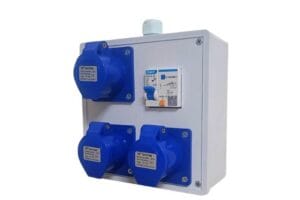 Hộp nguồn nhựa 1 pha chống giật IP44 an toàn 3 Hộp nguồn nhựa 1 pha tiện dụng giá rẻ TV-316A-1P-NA tích hợp aptomat chống giật và ổ cắm công nghiệp IP44.