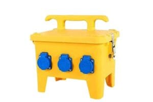 Hộp tủ điện thi công 1 pha TV H11 với 6 ổ cắm dân dụng 220V và aptomat chống giật an toàn.