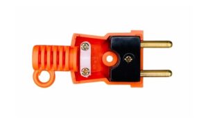 Phích Cắm Điện 3 Chấu An Toàn Cho Gia Đình 3 Phích cắm điện 3 chấu an toàn, tiếp xúc ổn định, độ bền cao.